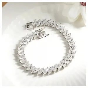 마키스컷 모이사나이트 테니스팔찌